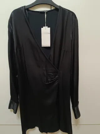 Vestido Bershka Raso Negro Nuevo
