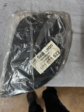 Rejilla Paragolpes Seat Leon 1P1 071 622