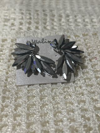 Espectaculares pendientes de acero y cristal