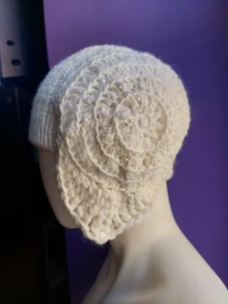Cappello Bacio Bianco Uncinetto 