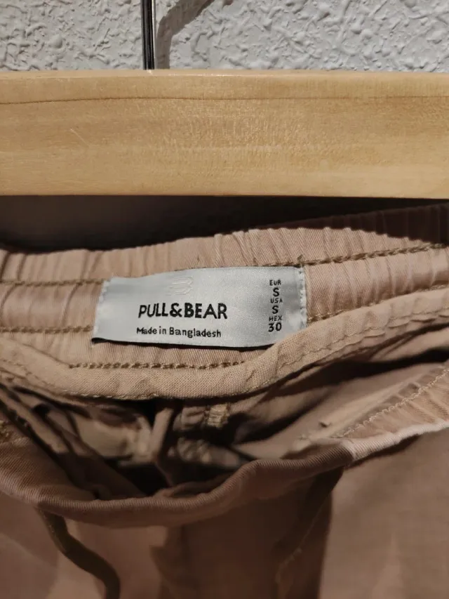 Pantalón cargo beige de hombre