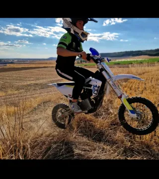 Moto de cross Husqvarna