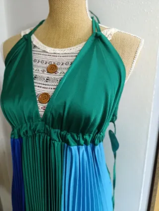 Vestido fiesta plisado halter