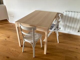 Mesa extensible Ikea casi nueva