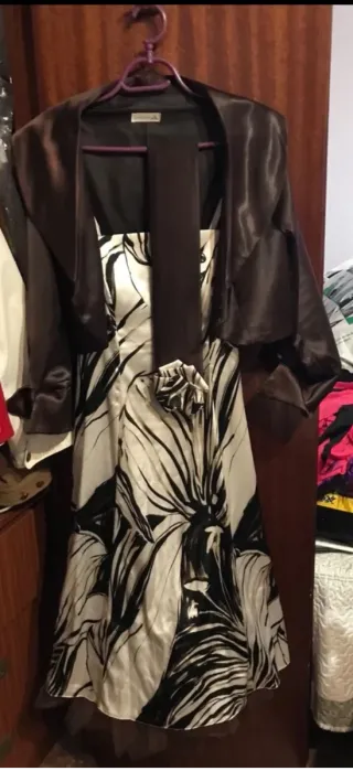 Vestido midi con tul
