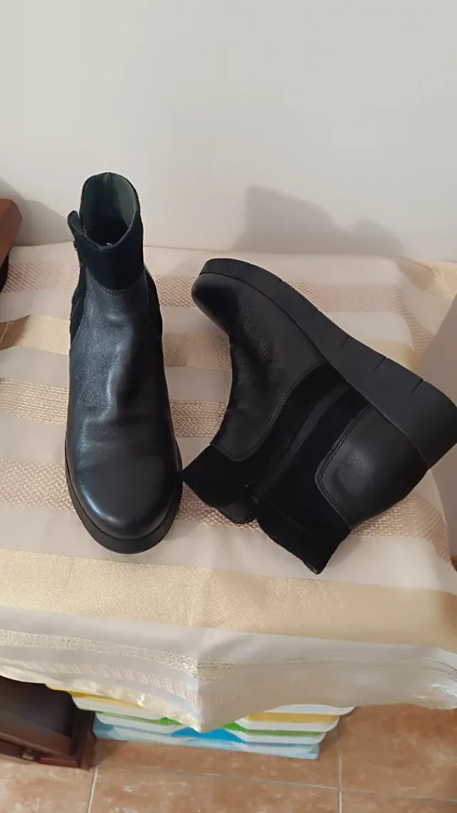 Botines PATRICIA MILLER t.40 piel