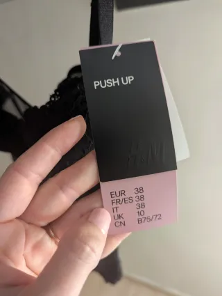 Body de encaje negro sin usar