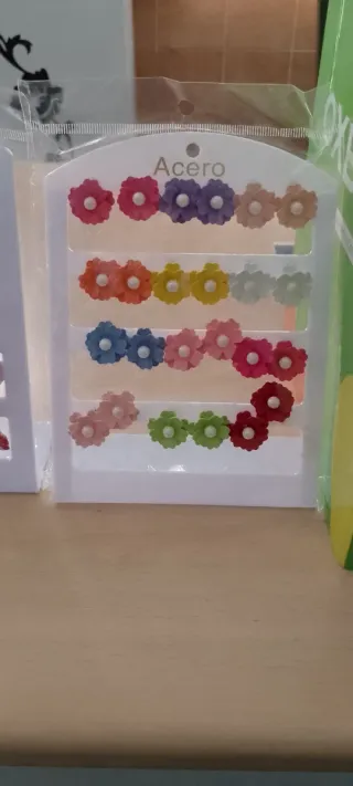 Bisutería Flores Colores Variados pendientes