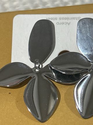 Pendientes flor acero inoxidable plateados