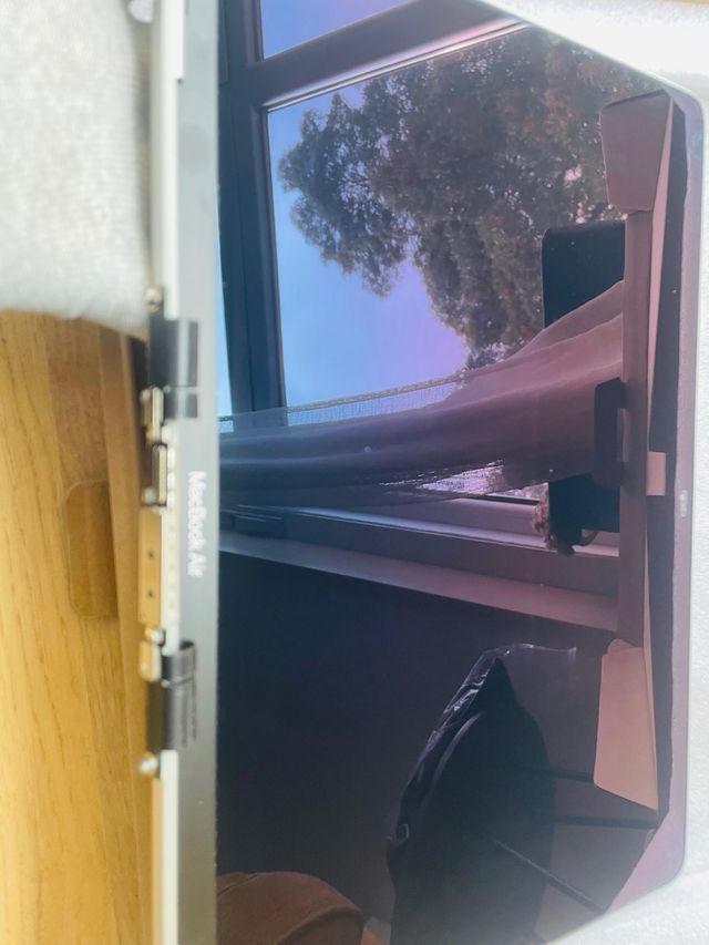 Pantalla Macbook Air 13” para piezas