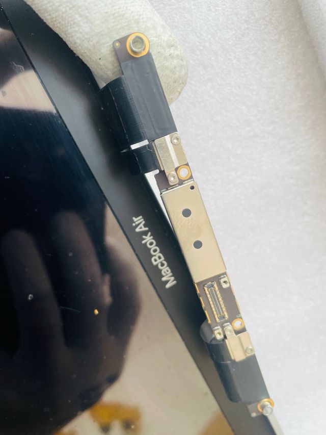 Pantalla Macbook Air 13” para piezas