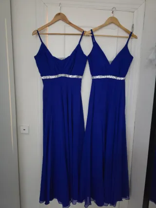 2 vestiti da damigella blu