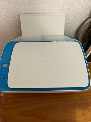Impresora HP Azul y Blanca