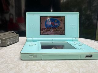 Nintendo DS Lite blu con giochi e caricabatterie 