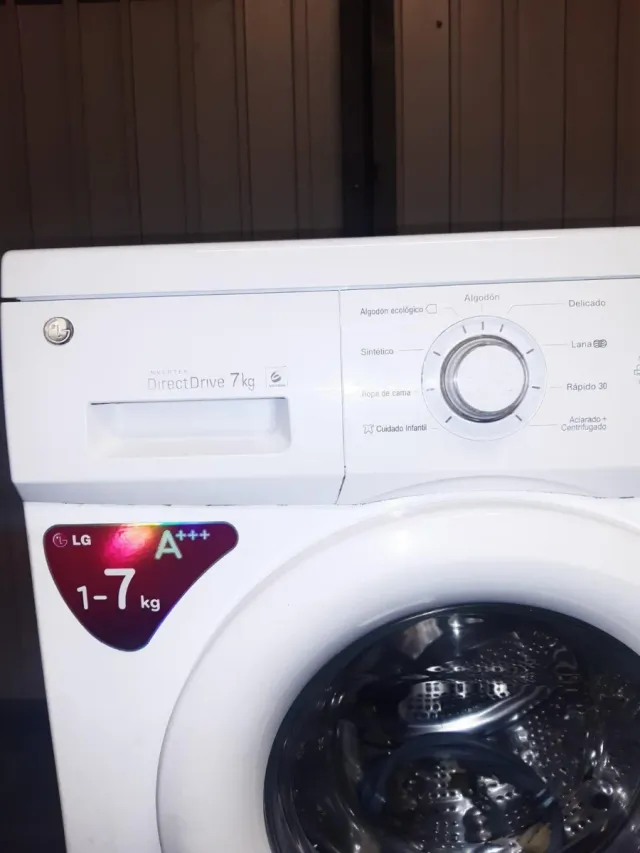 Lavadora LG DirectDrive 7kg A+++ transporte inclui