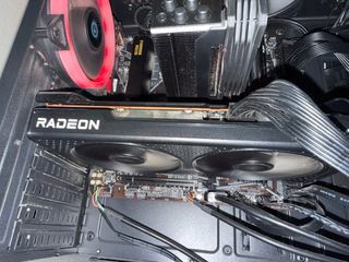 Tarjeta Gráfica AMD Radeon RX 6600
