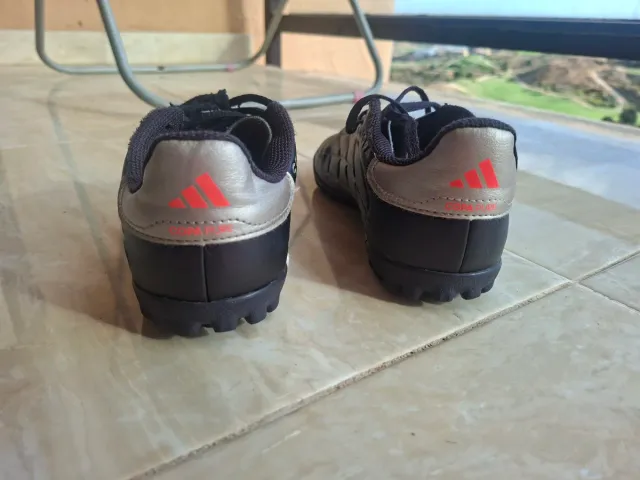 Botas de fútbol Adidas negras Copa