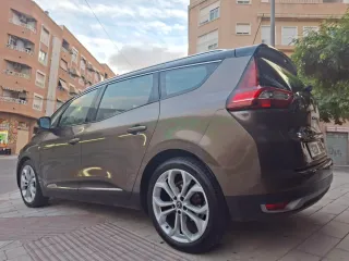 Renault Grand Scenic 2017