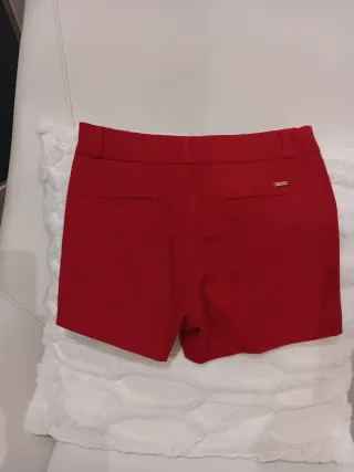 Pantalón corto rojo niña 8/10 años