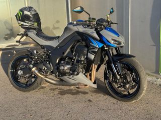 Kawasaki Z1000 ABS.