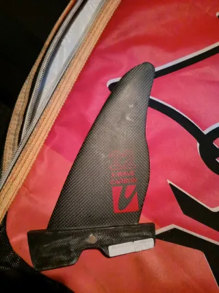 Aleta Windsurf MUF X-Wave Carbón 22/26cm