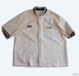 Camisa Bolera Hombre Beige Bershka
USADA UNA VEZ 