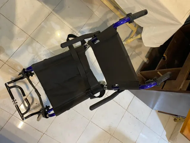 Silla ruedas plegable