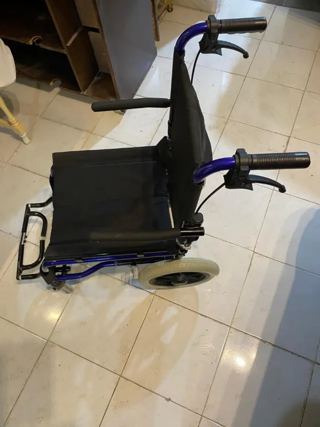 Silla ruedas plegable