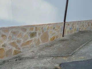 Piedra para fachada medio palet que sobró