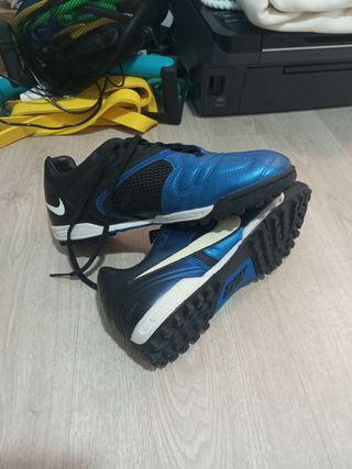 Zapatillas Nike Futbol 38,5