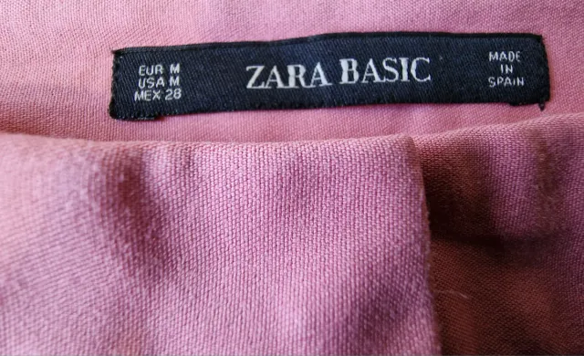 Zara Pantalón Corto Rosa Volante