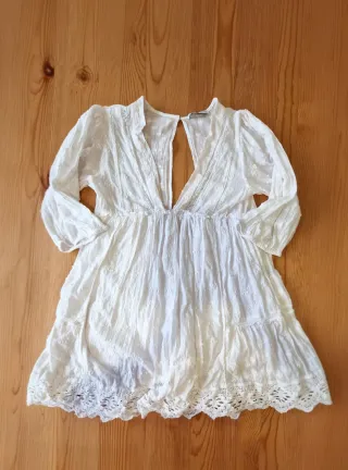 Vestido blanco bordado