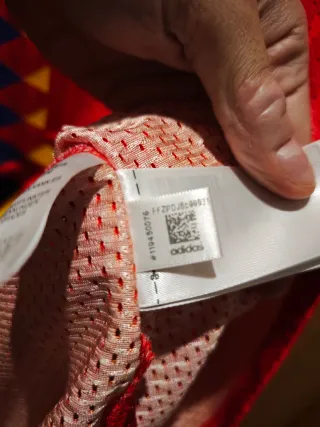 Camiseta oficial Adidas España, Mundial'94, nueva.