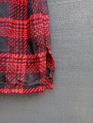 Vestido de cuadros rojo y negro
