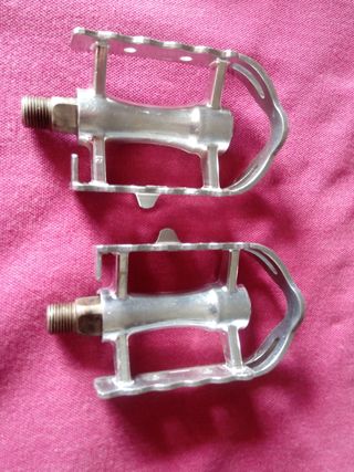 Pedal nuevo clásico, igual que los Notario vintag,