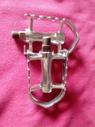 Pedal nuevo clásico, igual que los Notario vintag,