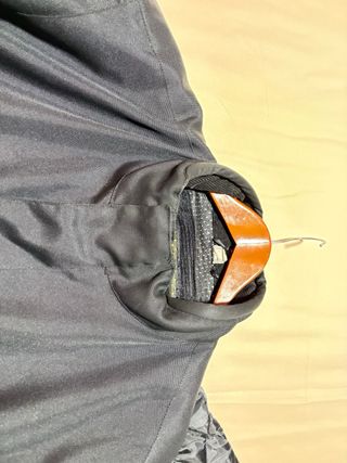 Chaqueta de motorista negra