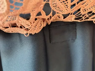 Vestido fiesta azul y rosa encaje