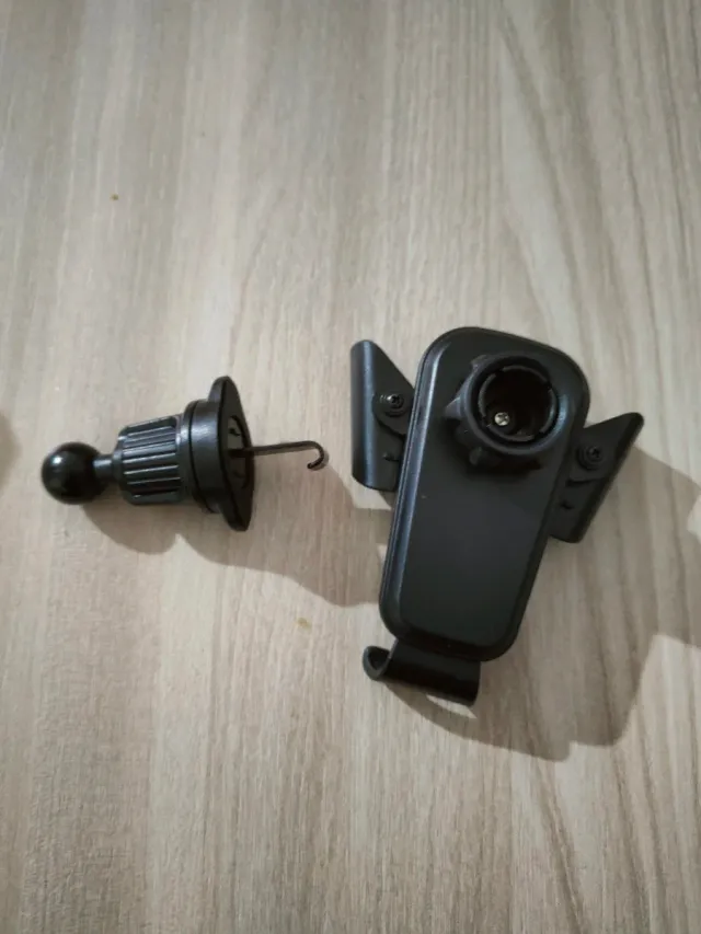 Supporto cellulare per auto