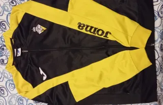 Chándal Joma Negro y Amarillo club CD Galapagar 