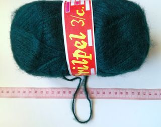 Ovillo lana pelo verde botella CRILPEL 100g