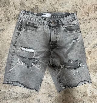 Pantalones vaqueros rotos Bershka grises