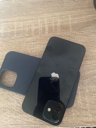 iPhone 12 Apple