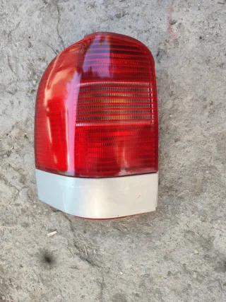Piloto Trasero Izquierdo Seat Alhambra