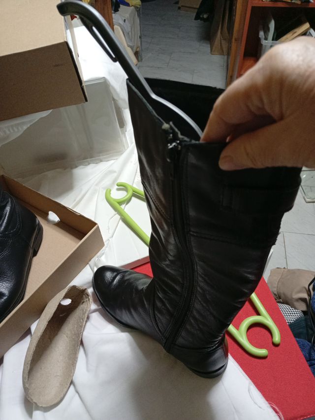 Botas altas negras fabricada en España 
