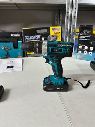 Trapano Avvitatore 2Batteria 42V con valigetta