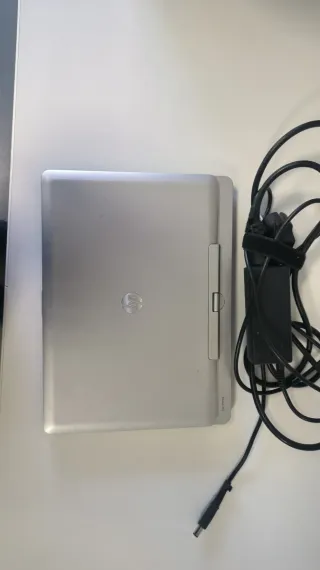 Portátil HP EliteBook Revolve 810