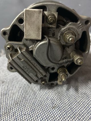Alternador Iskra AAG1311 14V 33A Land Rover