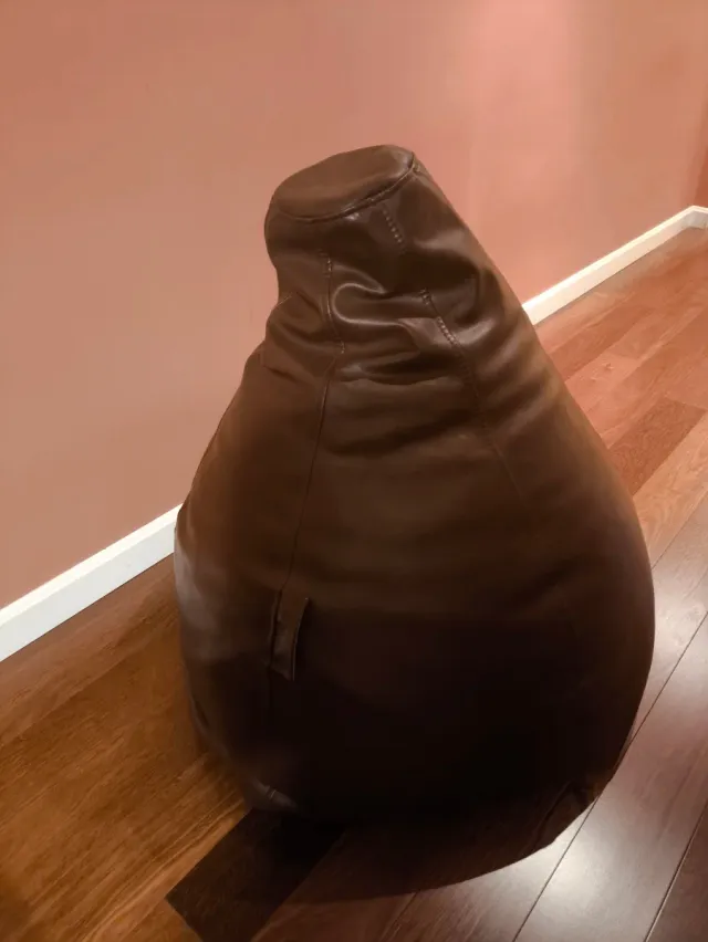 Puf marrón A Loja do Gato Preto