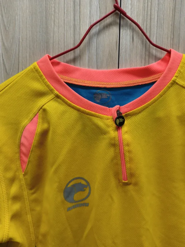 Maillot Karhu Vintage Amarillo y Azul